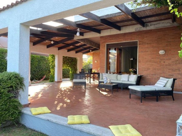 casa indipendente in affitto a Forte dei Marmi in zona Roma Imperiale