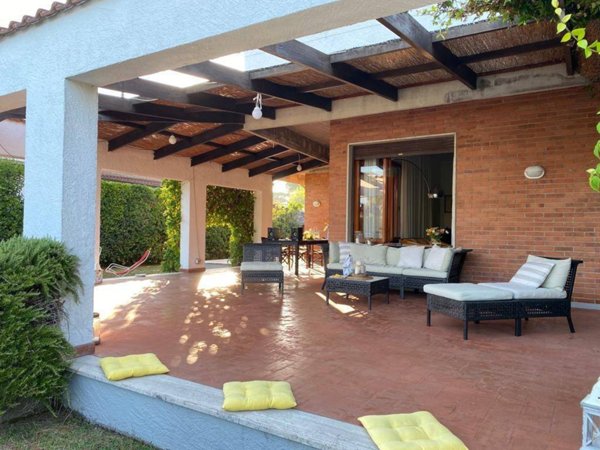 casa indipendente in affitto a Forte dei Marmi in zona Roma Imperiale