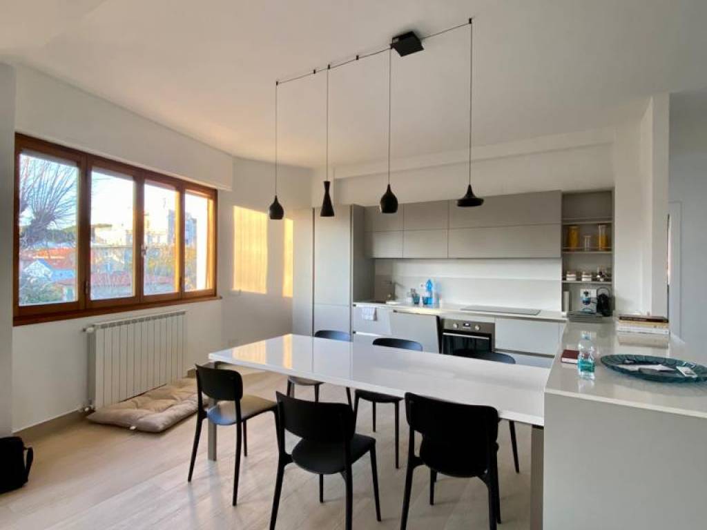 appartamento in affitto a Forte dei Marmi in zona Vittoria Apuana