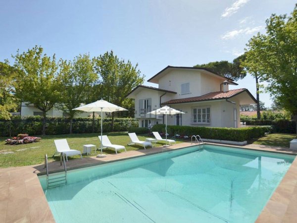 casa indipendente in affitto a Forte dei Marmi