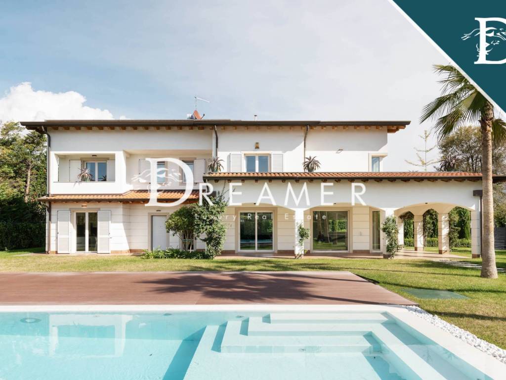 casa indipendente in affitto a Forte dei Marmi