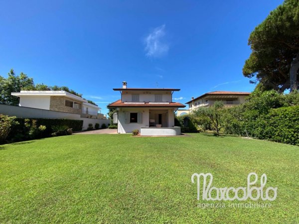 casa indipendente in affitto a Forte dei Marmi