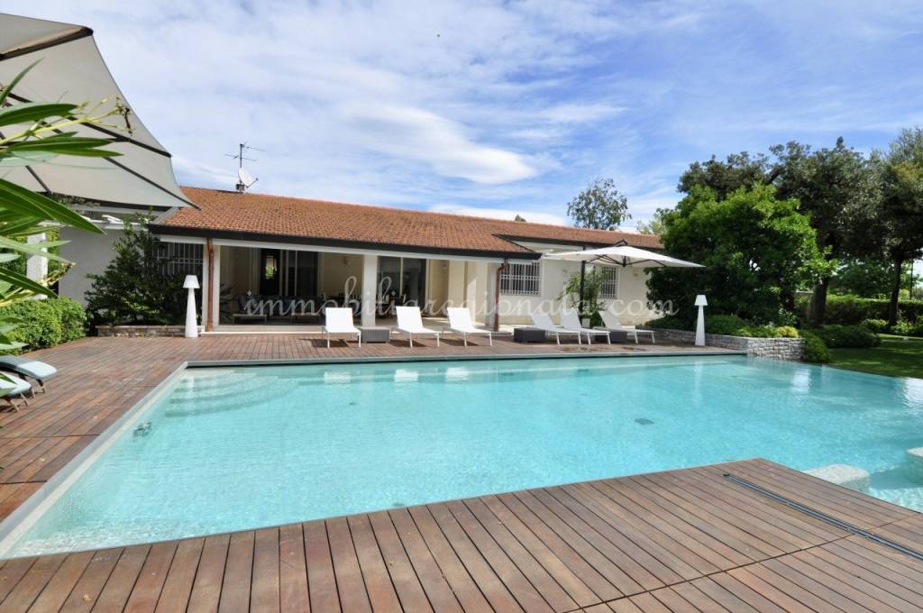 casa indipendente in affitto a Forte dei Marmi