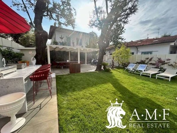 casa indipendente in affitto a Forte dei Marmi