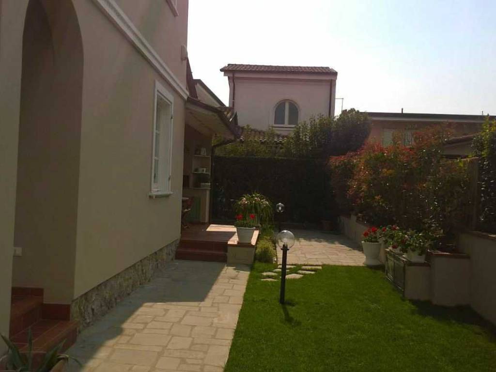 casa indipendente in affitto a Forte dei Marmi
