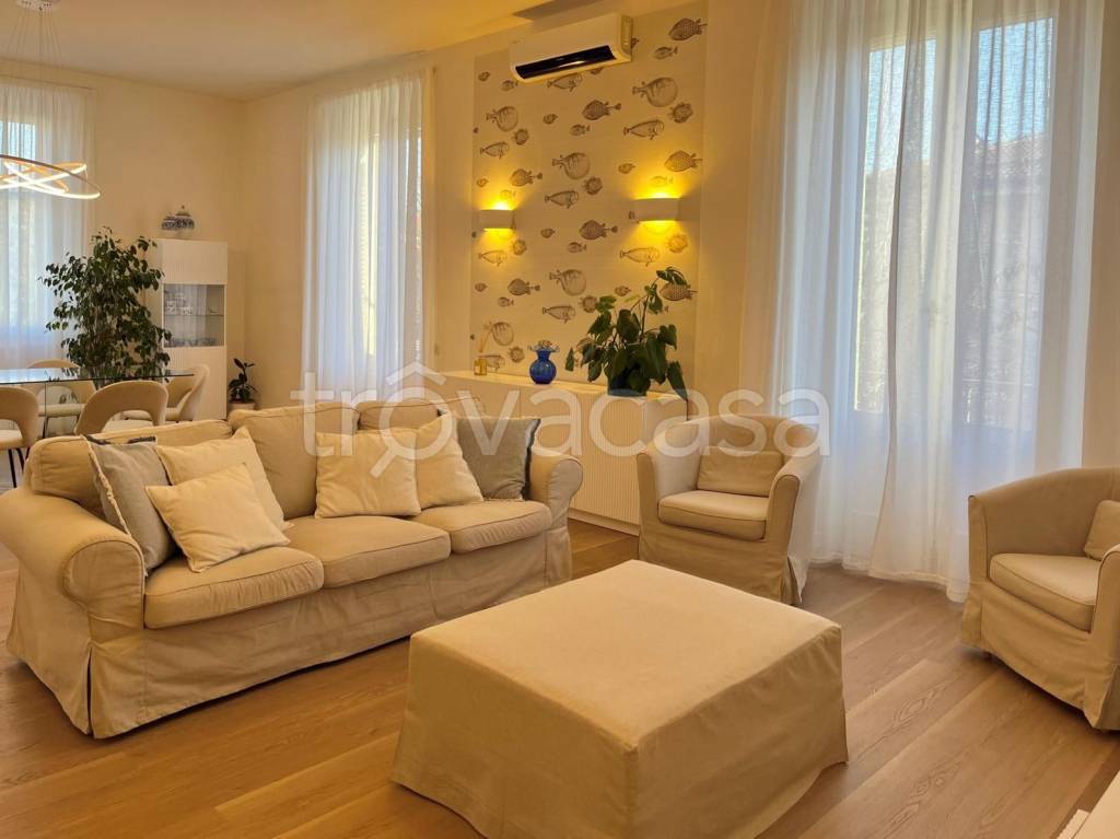 appartamento in affitto a Forte dei Marmi