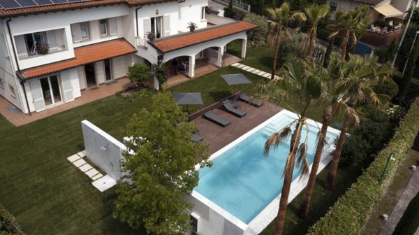 casa indipendente in affitto a Forte dei Marmi