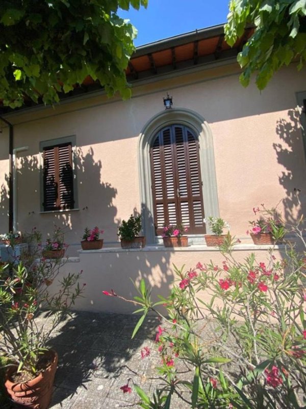 casa indipendente in affitto a Forte dei Marmi in zona Roma Imperiale