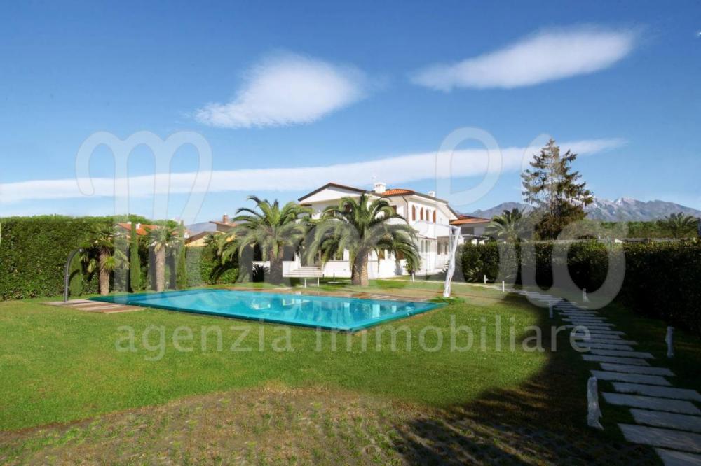 casa indipendente in affitto a Forte dei Marmi