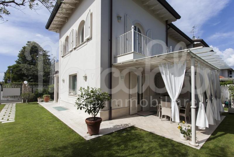 casa indipendente in affitto a Forte dei Marmi