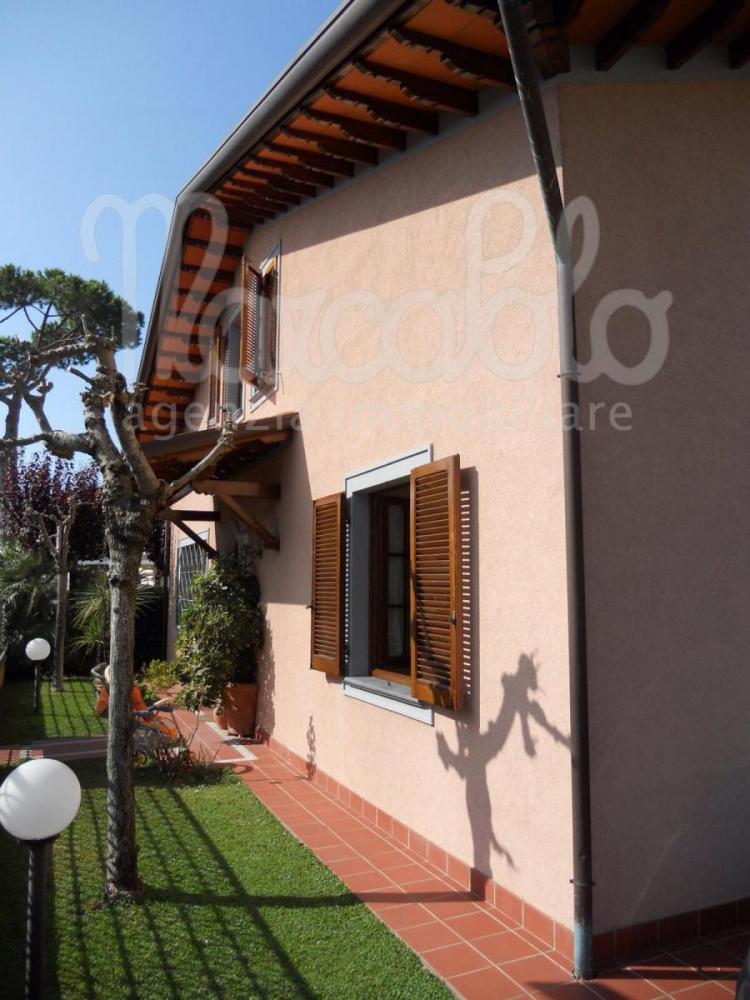 casa indipendente in affitto a Forte dei Marmi