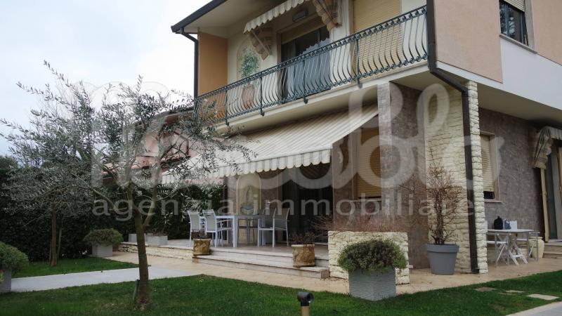 casa indipendente in affitto a Forte dei Marmi in zona Vittoria Apuana
