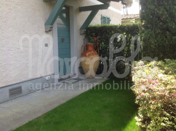 casa indipendente in affitto a Forte dei Marmi