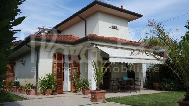 casa indipendente in affitto a Forte dei Marmi