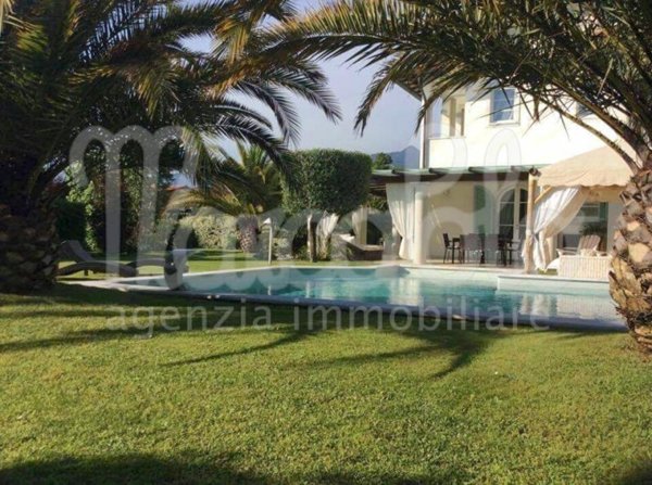 casa indipendente in affitto a Forte dei Marmi