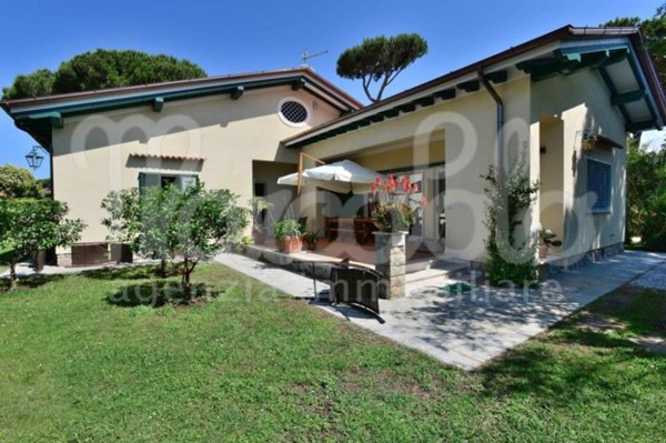 casa indipendente in affitto a Forte dei Marmi