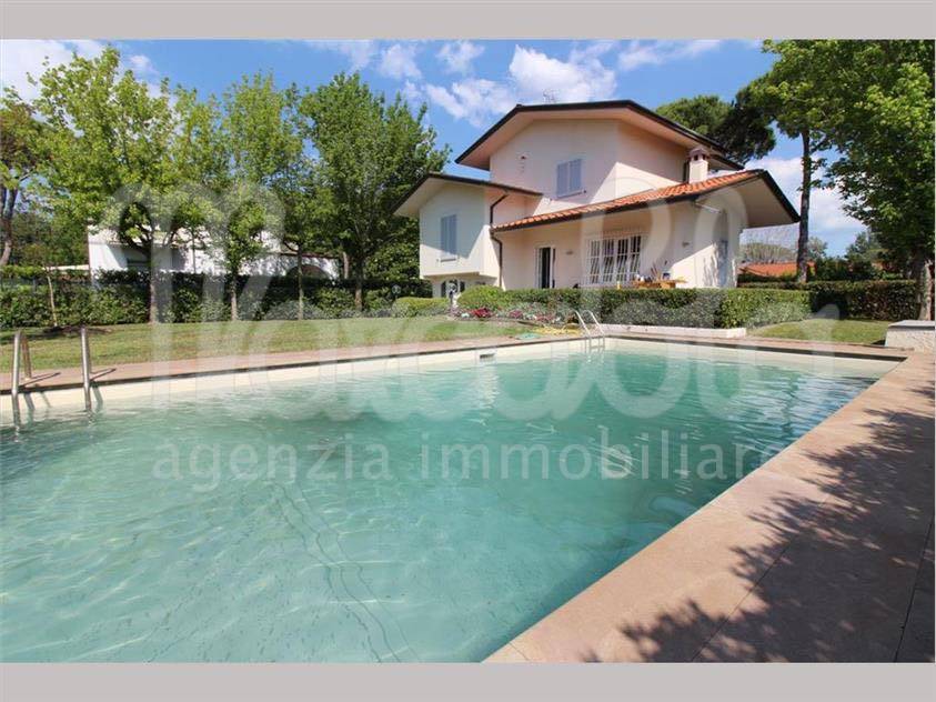 casa indipendente in affitto a Forte dei Marmi