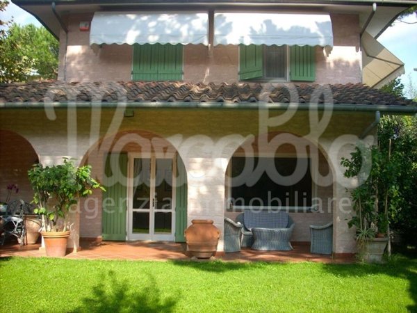 casa indipendente in affitto a Forte dei Marmi