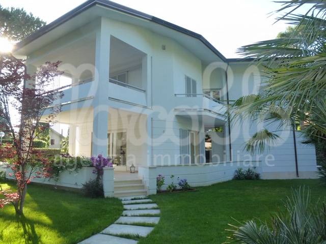 casa indipendente in affitto a Forte dei Marmi