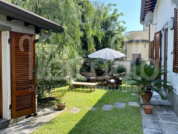 casa indipendente in affitto a Forte dei Marmi