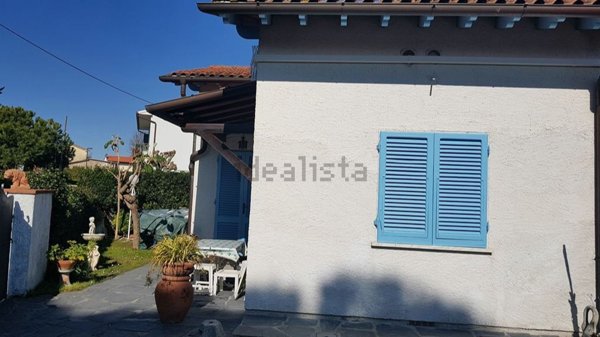casa indipendente in affitto a Forte dei Marmi