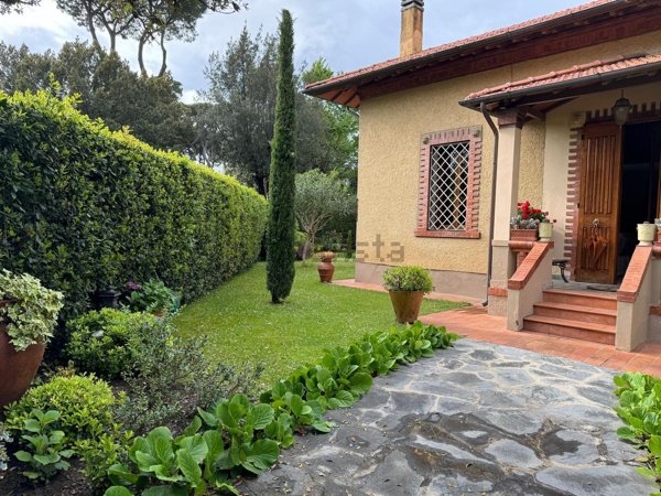 casa indipendente in affitto a Forte dei Marmi