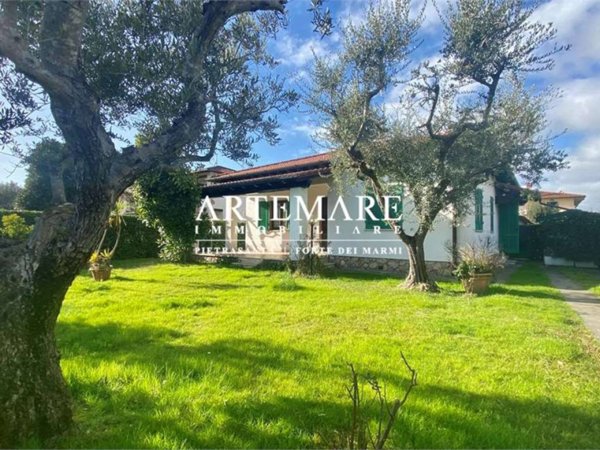 casa indipendente in affitto a Forte dei Marmi
