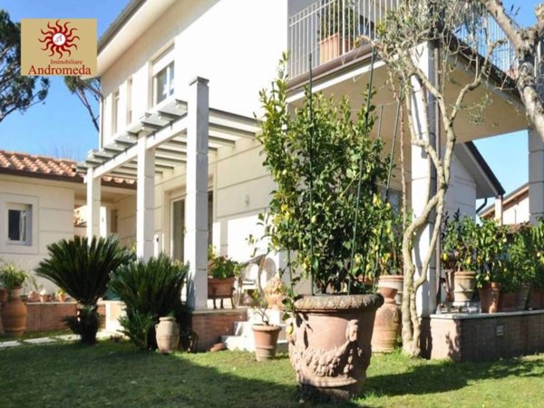 casa indipendente in affitto a Forte dei Marmi