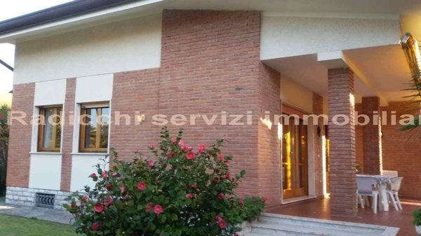 casa indipendente in affitto a Forte dei Marmi