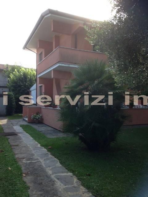 casa indipendente in affitto a Forte dei Marmi