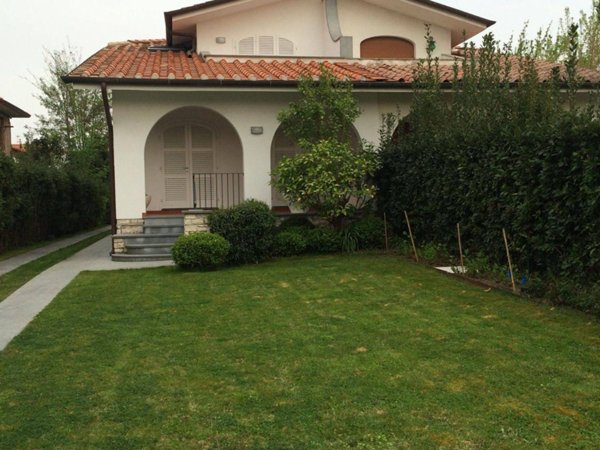 casa indipendente in affitto a Forte dei Marmi