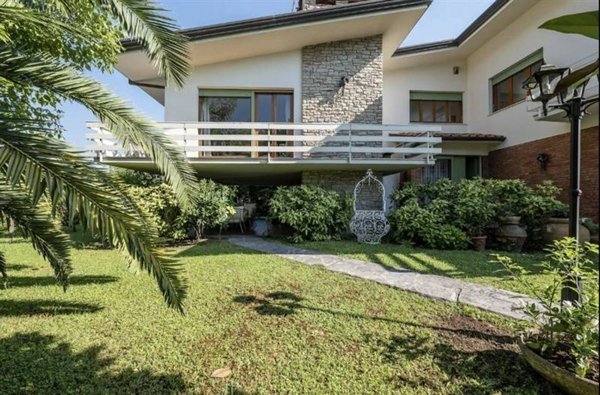 casa indipendente in affitto a Forte dei Marmi
