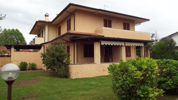 casa indipendente in affitto a Forte dei Marmi