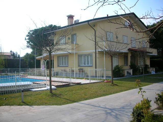 casa indipendente in affitto a Forte dei Marmi