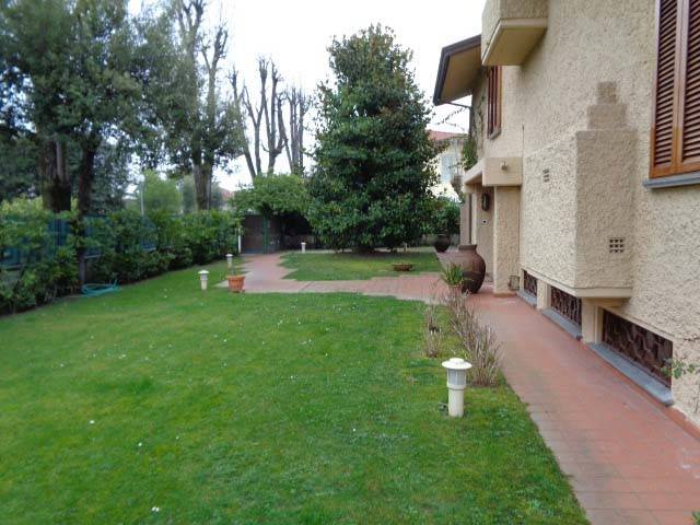 casa indipendente in affitto a Forte dei Marmi