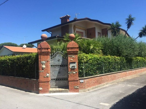 casa indipendente in affitto a Forte dei Marmi