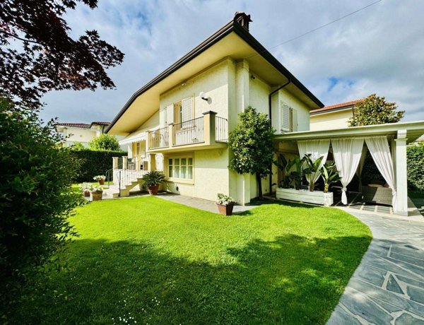 casa indipendente in affitto a Forte dei Marmi