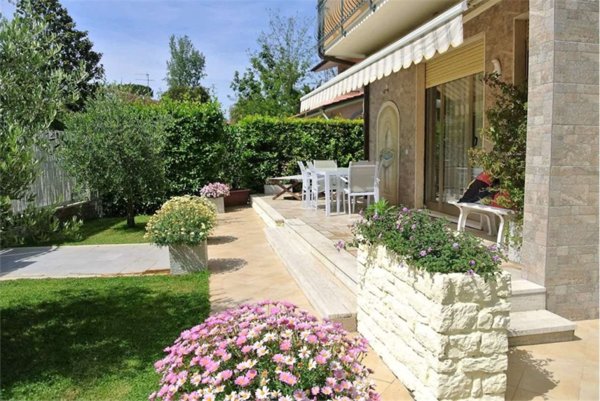 casa indipendente in affitto a Forte dei Marmi