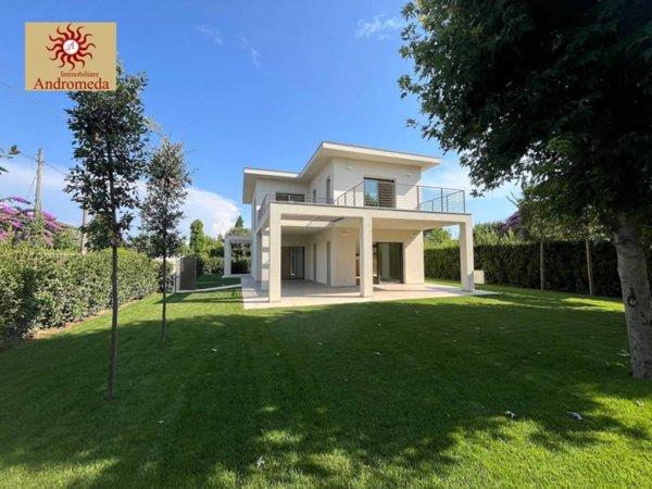 casa indipendente in affitto a Forte dei Marmi