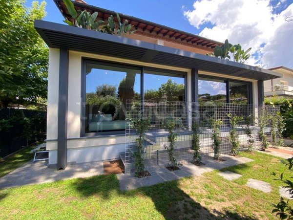 casa indipendente in affitto a Forte dei Marmi