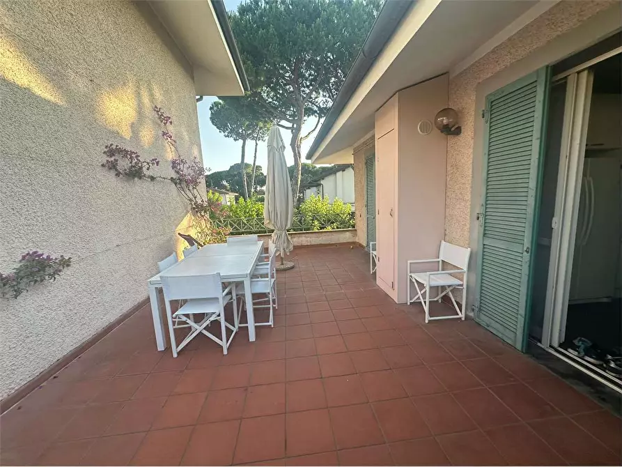 appartamento in affitto a Forte dei Marmi in zona Vittoria Apuana
