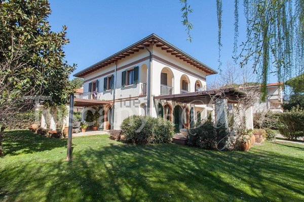 casa indipendente in affitto a Forte dei Marmi