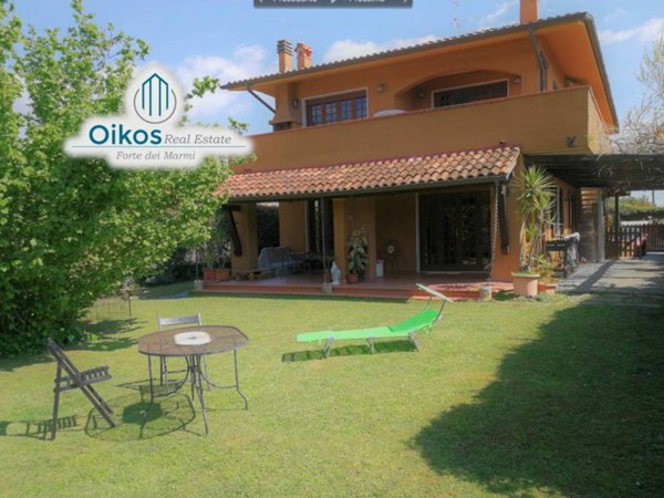casa indipendente in affitto a Forte dei Marmi