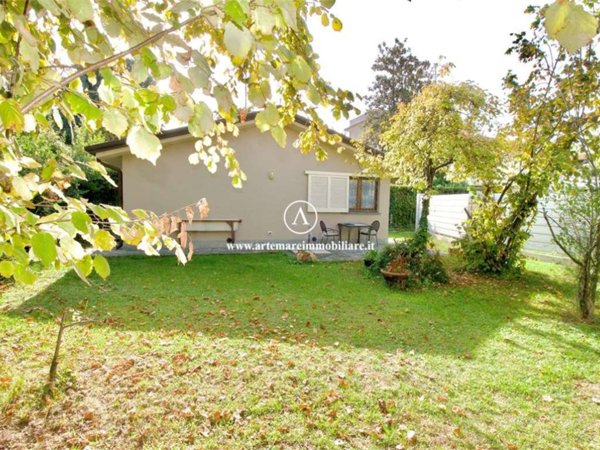 casa indipendente in affitto a Forte dei Marmi