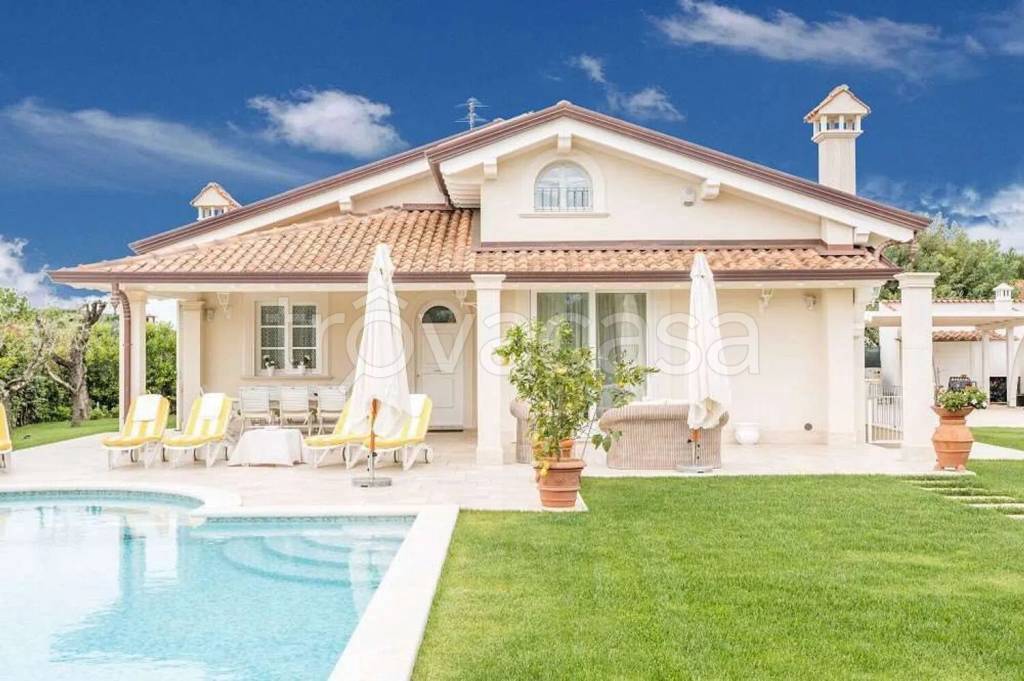 casa indipendente in affitto a Forte dei Marmi in zona Vaiana