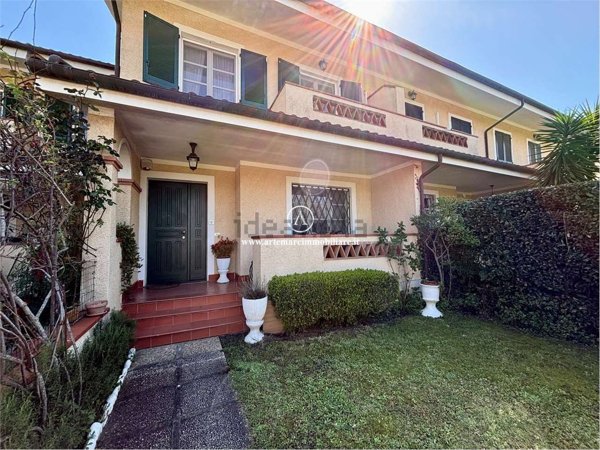 pentavano in affitto a Forte dei Marmi