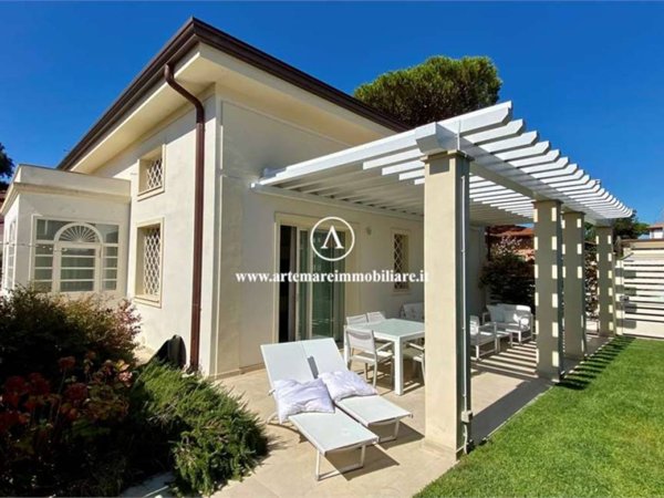 casa indipendente in affitto a Forte dei Marmi