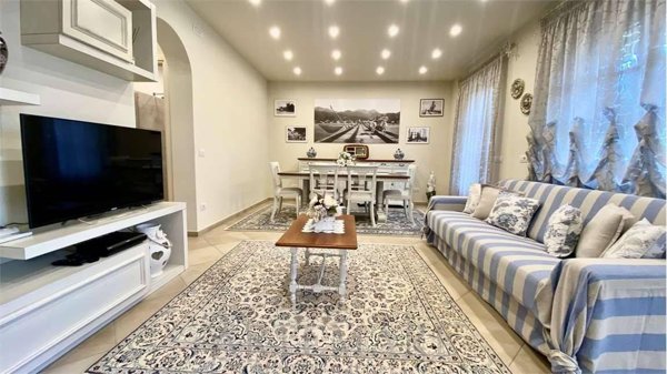 casa indipendente in affitto a Forte dei Marmi