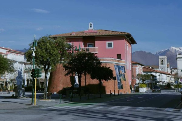 casa indipendente in affitto a Forte dei Marmi