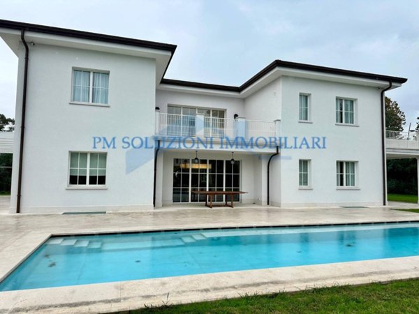casa indipendente in affitto a Forte dei Marmi